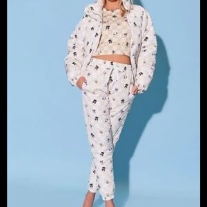 Forever 21 Hello Kitty Sanrio White puffer Jacket & matching pants